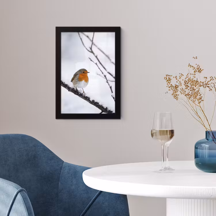 Roodborstje - Tak - Sneeuw - Winter - Levendig fotolijst zwart zonder passe partout klein -sfeer4
