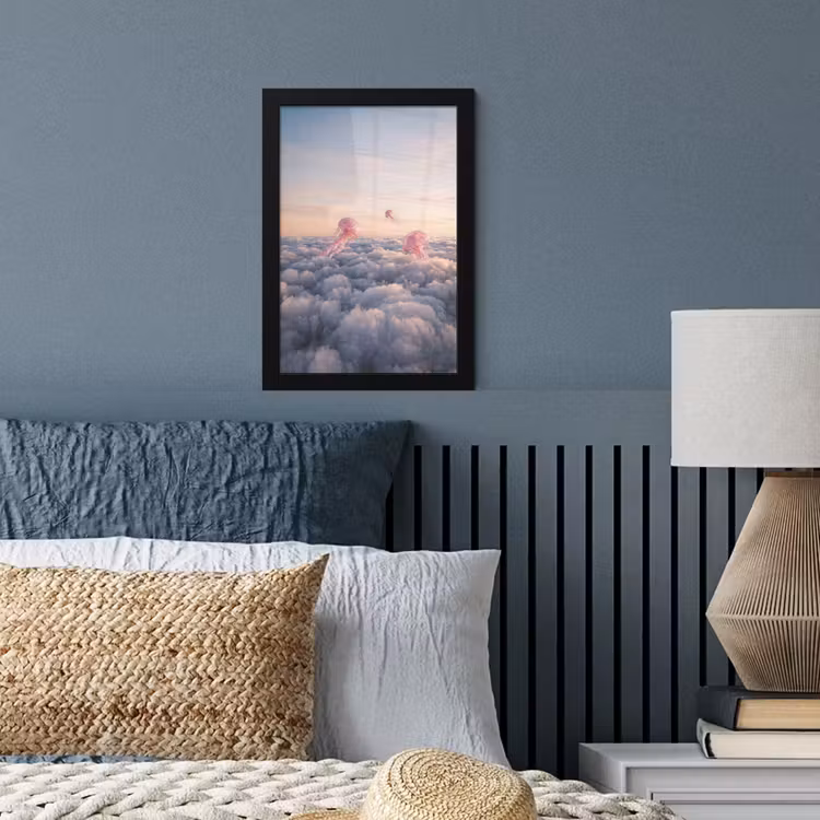 Poster met lijst - Roze dier - Wolken - Roze dier - Wolken fotolijst zwart zonder passe partout klein