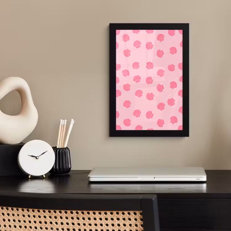 Schelp - Patroon - Zee - Modern - Roze fotolijst zwart zonder passe partout klein -sfeer1