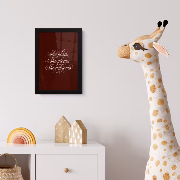 She plans she glows she achieves - Rood - Cursief fotolijst zwart zonder passe partout klein -usfeer4_kinderkamer