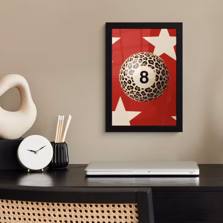 Spel - Dierenprint - Nummer 8 - Modern - Rood fotolijst zwart zonder passe partout klein -sfeer1