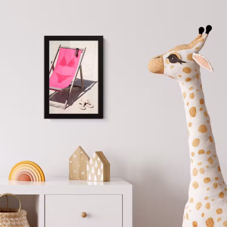 Strand - Ligstoel - Badkleding - Zomer - Roze fotolijst zwart zonder passe partout klein -usfeer4_kinderkamer