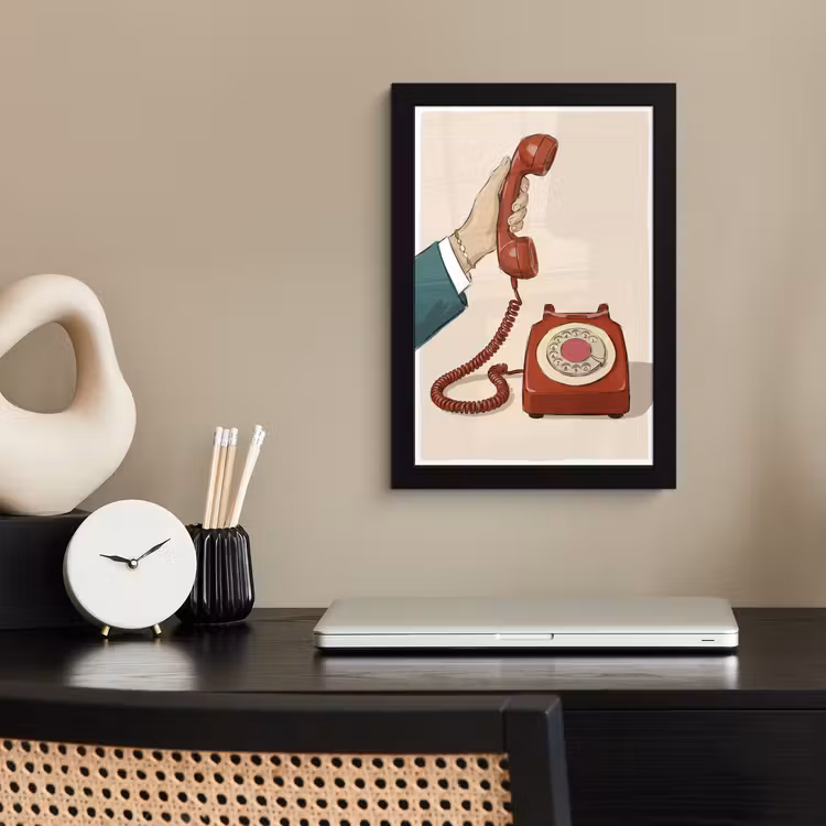 Telefoon - Hand - Vintage - Communicatie - Rood fotolijst zwart zonder passe partout klein -sfeer1