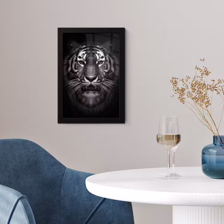 Tijger - Dieren - Zwart - Wit - Portret - Wild fotolijst zwart zonder passe partout klein -sfeer4