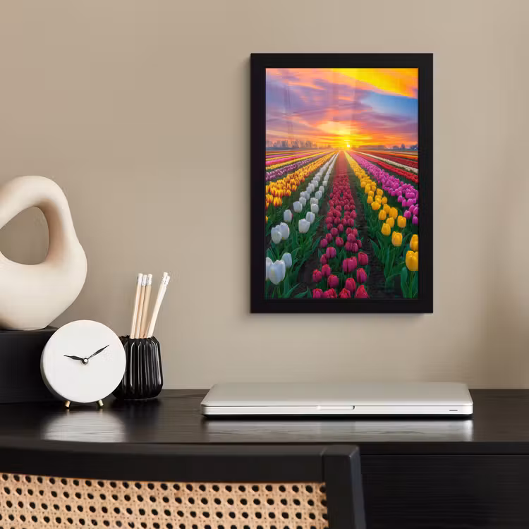 Tulpenveld - Zonsondergang - Kleurrijk fotolijst zwart zonder passe partout klein -sfeer1