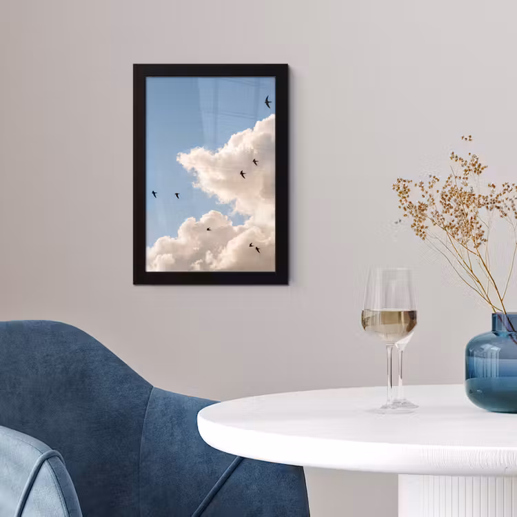 Vogel - Vlucht - Wolken - Natuur - Blauw fotolijst zwart zonder passe partout klein -sfeer4