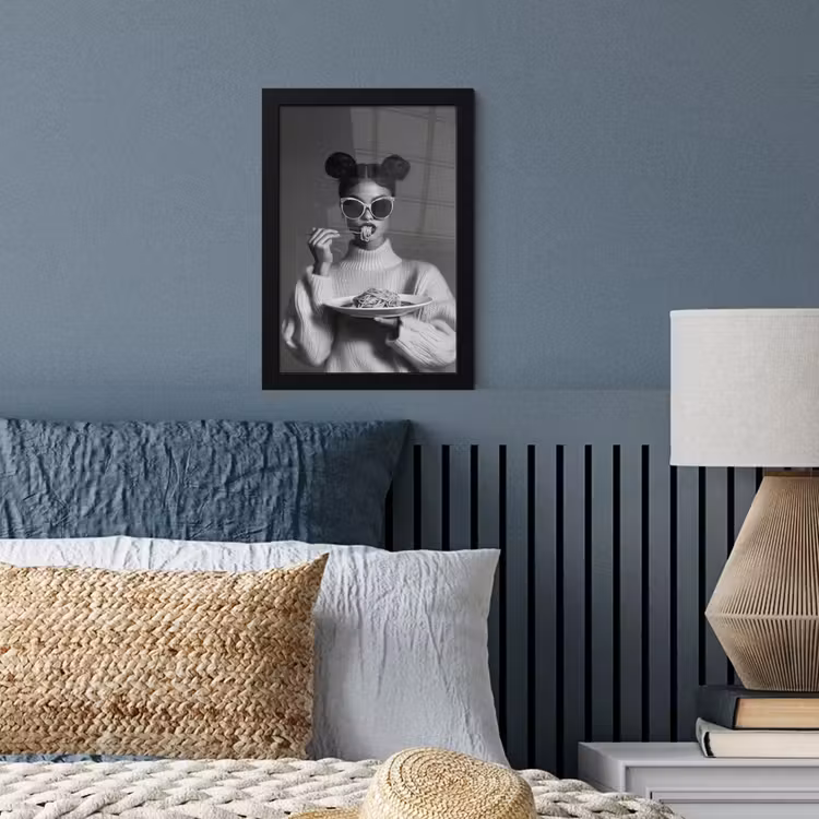 Vrouw - Pasta - Zonnebril fotolijst zwart zonder passe partout klein -sfeer3