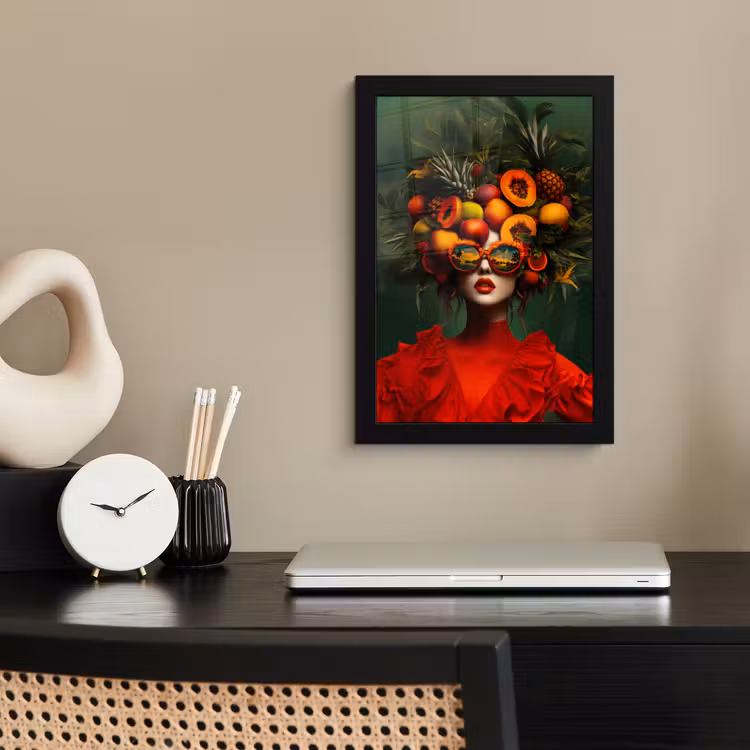 Vrouw - Vruchten - Papaja - Ananas fotolijst zwart zonder passe partout klein -sfeer1
