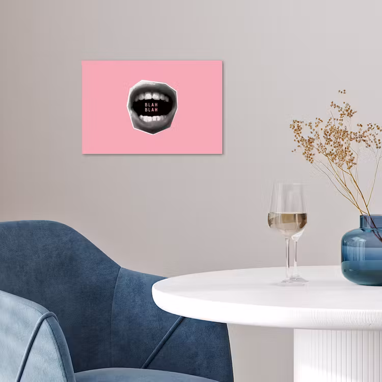 Mond - BLAH BLAH - Roze poster papier klein -sfeer3