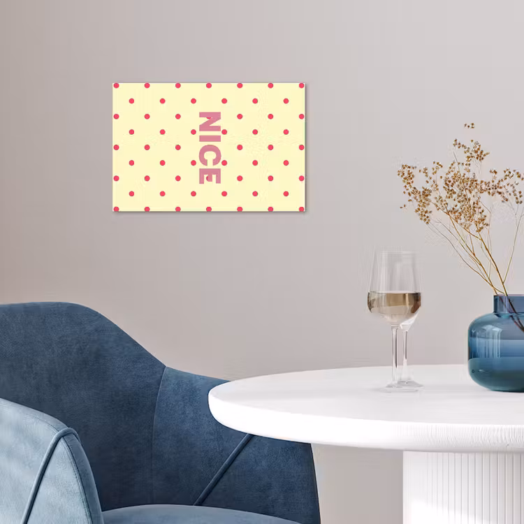 Nice - Stippen - Roze - Geel poster papier klein -sfeer3