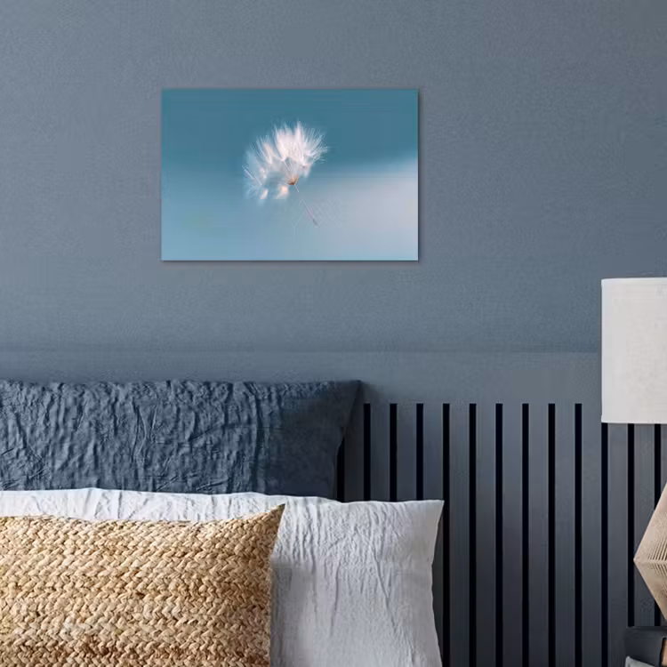 Paardenbloempluisje - Blauw - Lucht poster papier klein -sfeer2