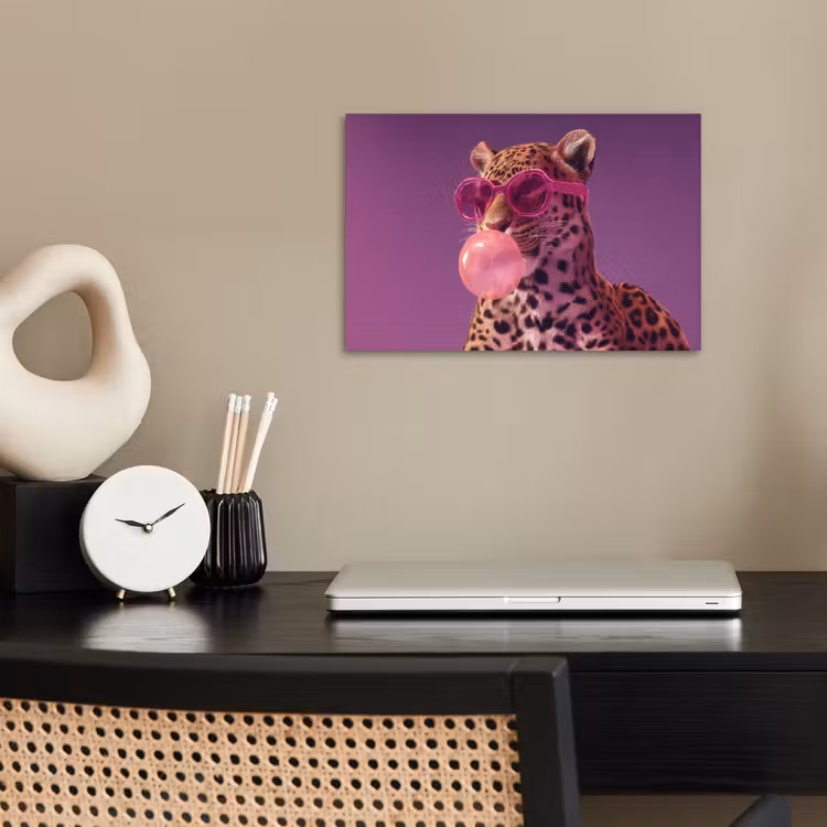 Panter - Zonnebril - Kauwgombel - Roze poster papier klein -sfeer1