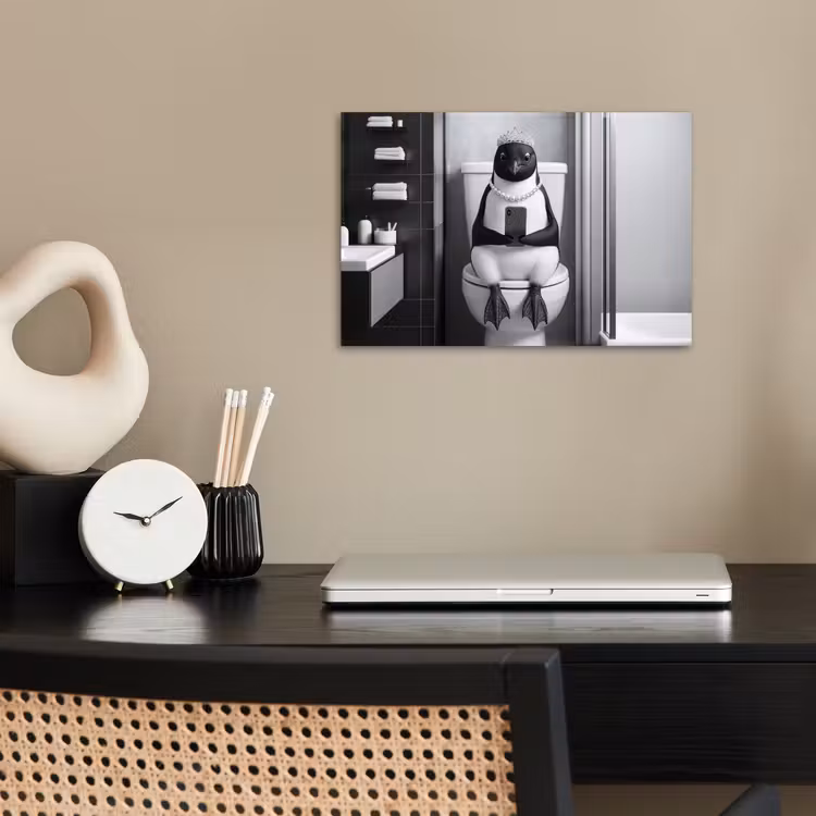 Pinguïn - Telefoon - Toilet - Zwart - Wit poster papier klein -sfeer1