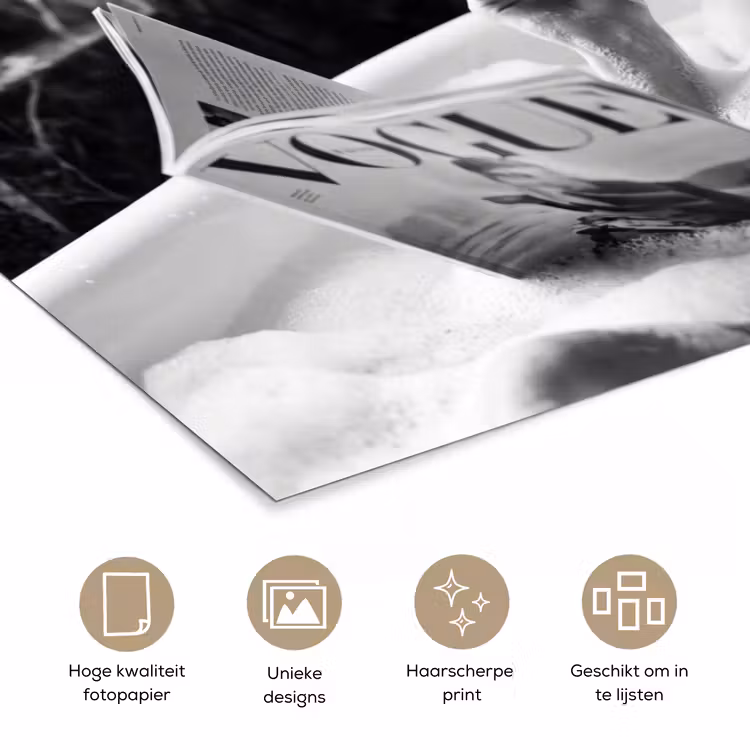 Relaxt - Bad - Zwart - Wit poster papier klein -closeup_NL