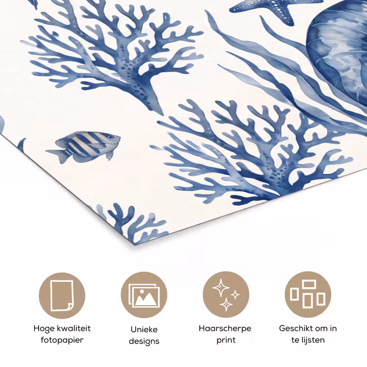 Schelp - Spiraal - Zeeleven - Aquarel - Blauw poster papier klein -closeup_NL