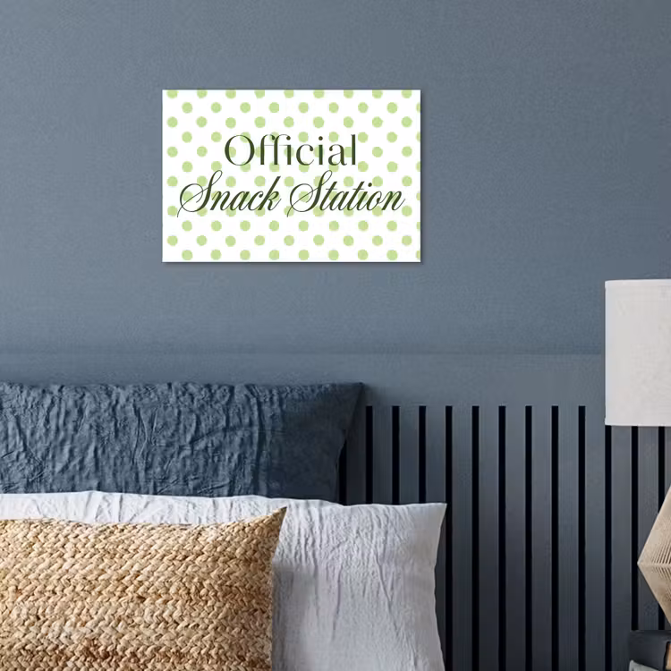 Snack Station - Groen - Stippen poster papier klein -sfeer2