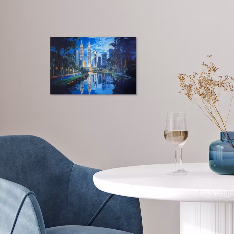 Stad Kuala Lumpur - Skyline - Wolkenkrabbers - Water poster papier klein -sfeer3
