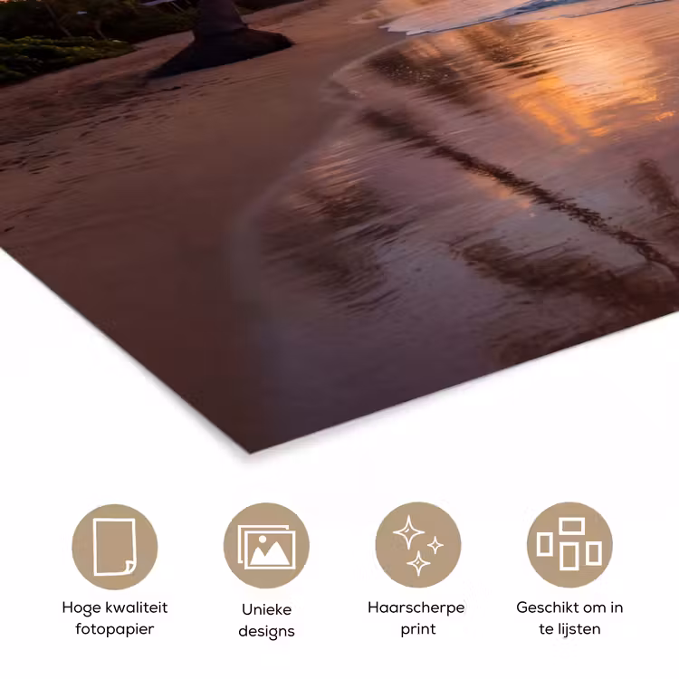 Strand - Zonsopgang - Tropisch - Natuur - Oranje poster papier klein -closeup_NL
