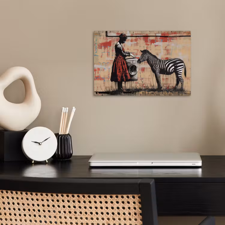 Street art - Zebra - Vrouw - Dieren - Graffiti - Banksy poster papier klein -sfeer1