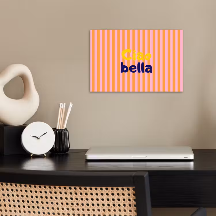 Verticaal - Strepen - Oranje - Ciao bella poster papier klein -sfeer1