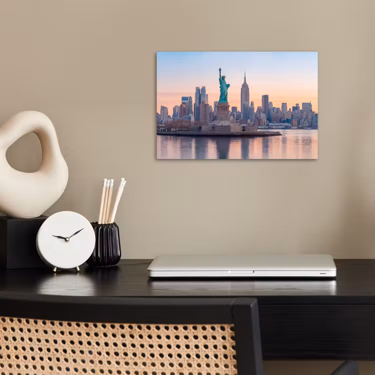 Vrijheidsbeeld - New York - Zonsopgang - Stad - Architectuur poster papier klein -sfeer1
