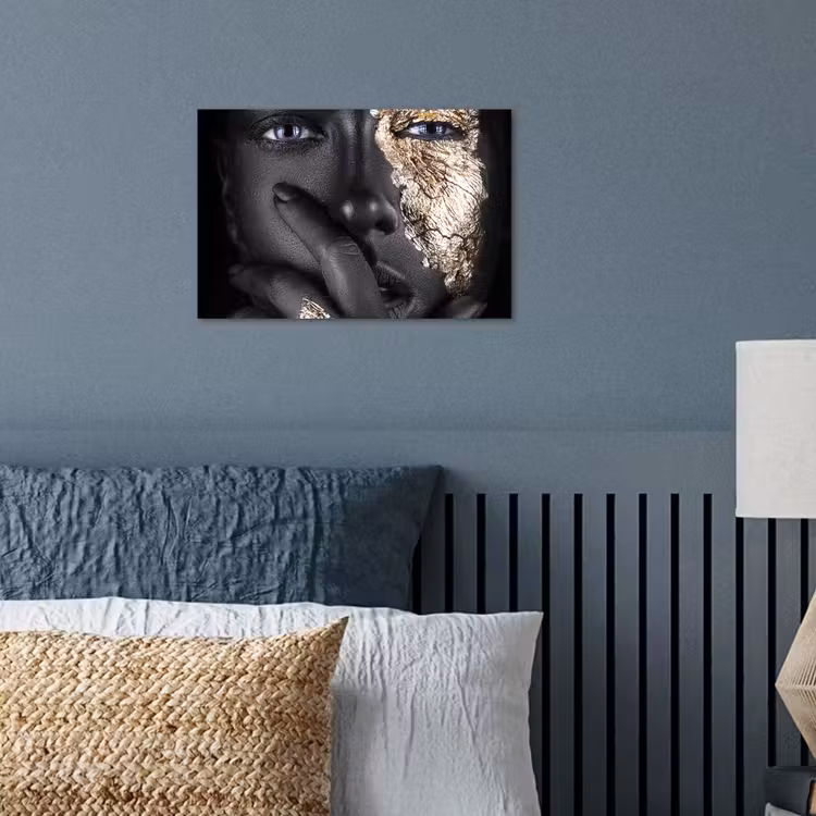 Vrouw - Goud - Zwart - Schmink - Luxe poster papier klein -sfeer2