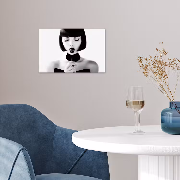 Vrouw - Lolly - Zwart - Wit poster papier klein -sfeer3