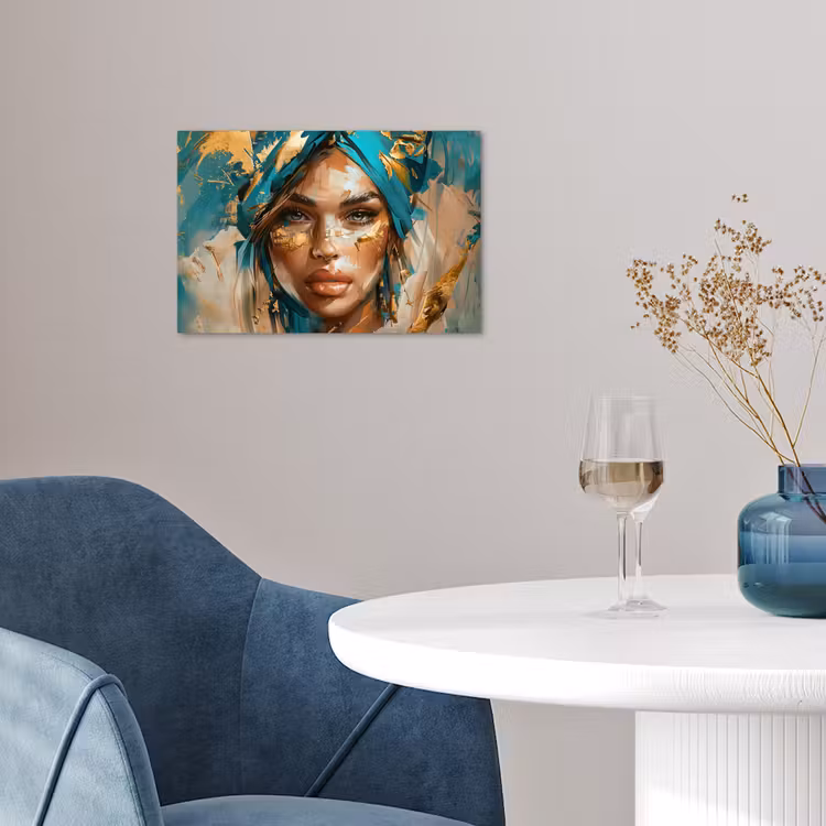 Vrouw - Portret - Goud - Luxe - Blauw poster papier klein -sfeer3