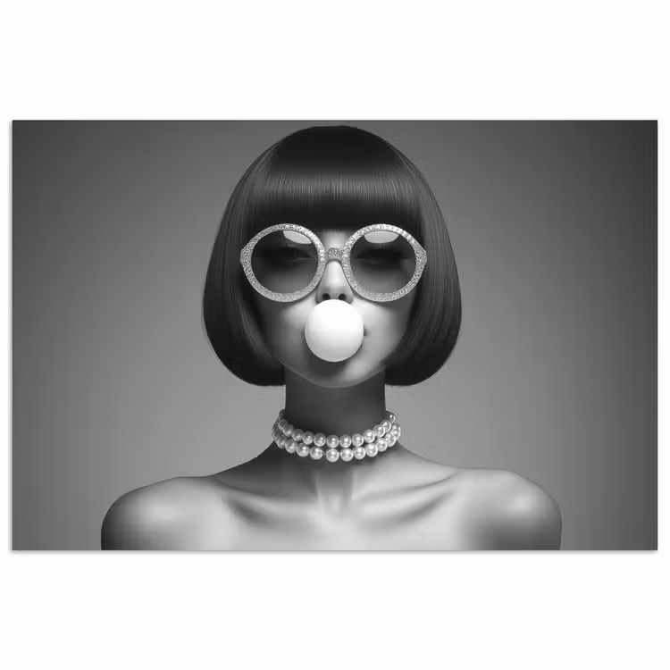Vrouw - Zwart Wit - Ketting - Zonnebril poster papier klein -3d