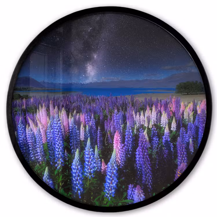 Bloemen - Nacht - Lupine - Sterrenhemel - Paars - Natuur Fotolijst rond zonder passe partout klein -3d