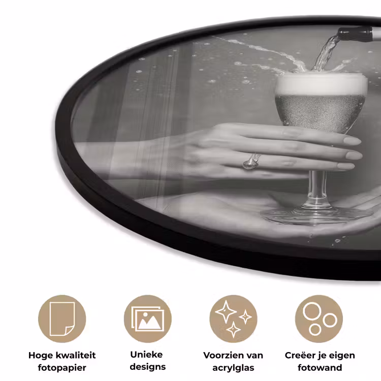 Champagnefles - Glas - Minimalistisch - Spetters Fotolijst rond zonder passe partout klein -closeup_NL