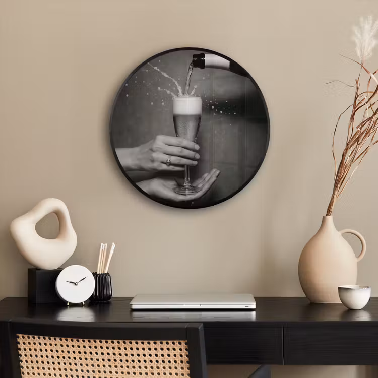 Champagnefles - Glas - Minimalistisch - Spetters Fotolijst rond zonder passe partout klein -sfeer1