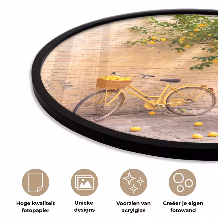 Fiets - Mand - Eten - Geel - Zomer Fotolijst rond zonder passe partout klein -closeup_NL