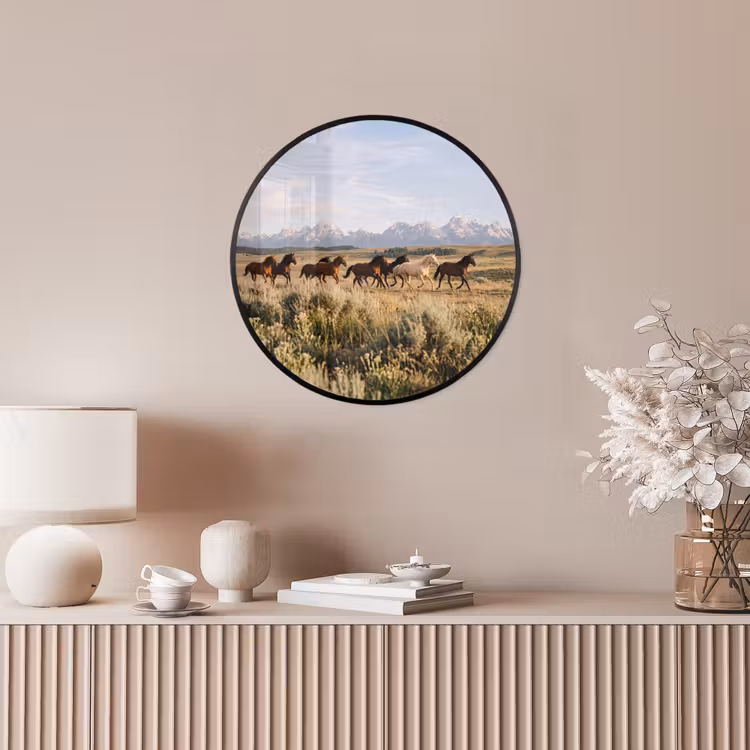 Paarden - Kudde - Bergen - Vrijheid - Wild Fotolijst rond zonder passe partout klein -sfeer3