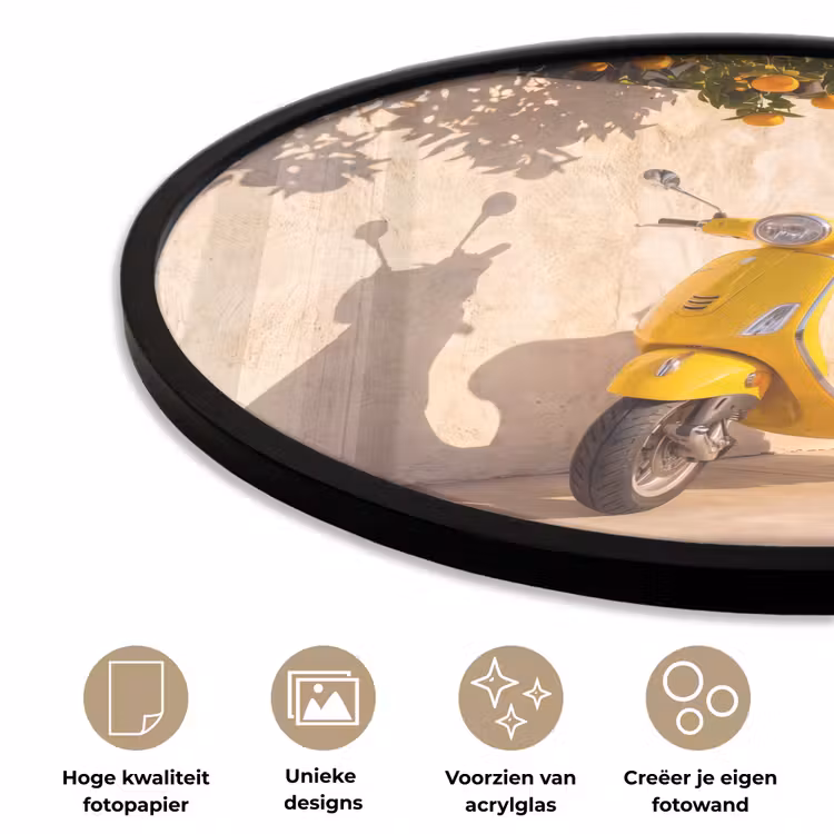 Scooter - Natuur - Zomer - Geel - Mediterraan Fotolijst rond zonder passe partout klein -closeup_NL