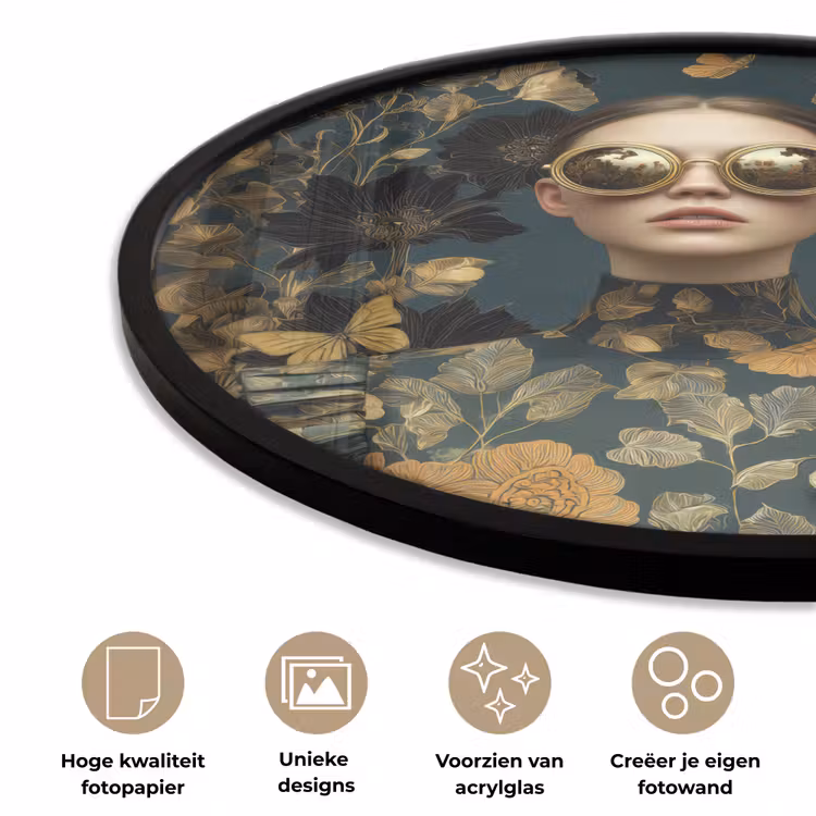 Vrouw - Bladeren - Goud - Vlinders Fotolijst rond zonder passe partout klein -closeup_NL