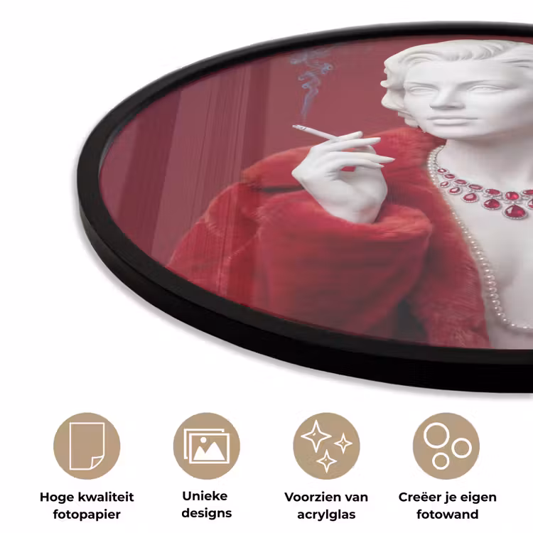 Vrouw - Bontjas - Mode - Klassiek - Rood Fotolijst rond zonder passe partout klein -closeup_NL