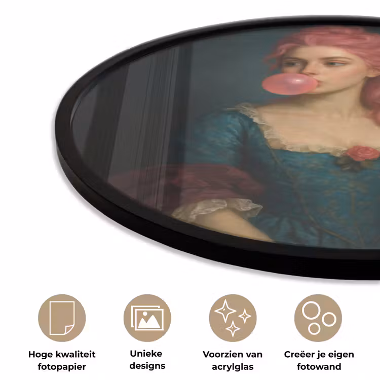 Vrouw - Portret - Kauwgombel Fotolijst rond zonder passe partout klein -closeup_NL