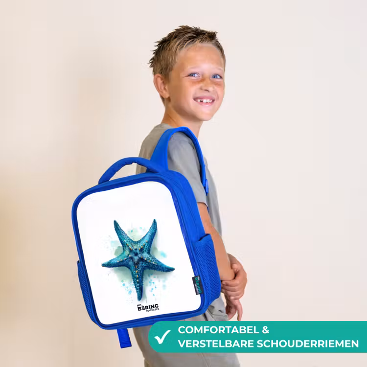 Blauwe Zeester op Witte Achtergrond Kinderrugzak - Blauw middel -sfeer3_NL