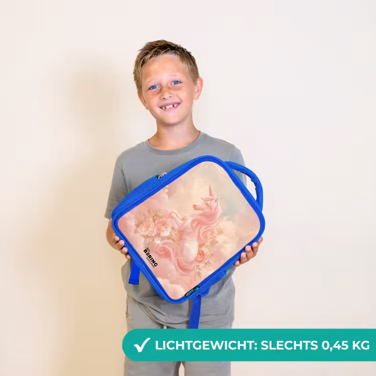 Eenhoorn - Wolken - Roze Kinderrugzak - Blauw middel -sfeer1_NL