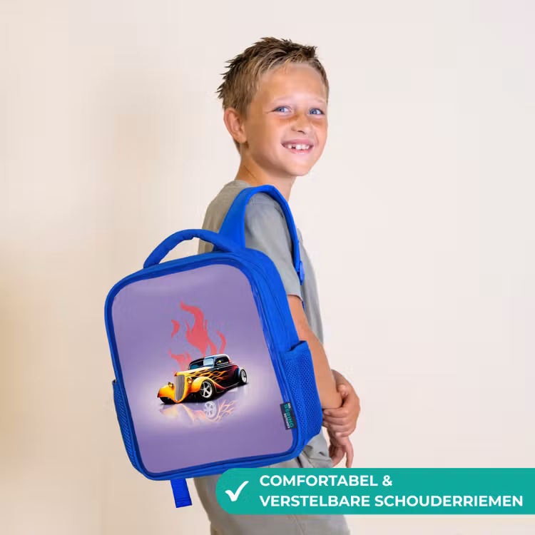 Gele auto met roze vlammen Kinderrugzak - Blauw middel -sfeer3_NL