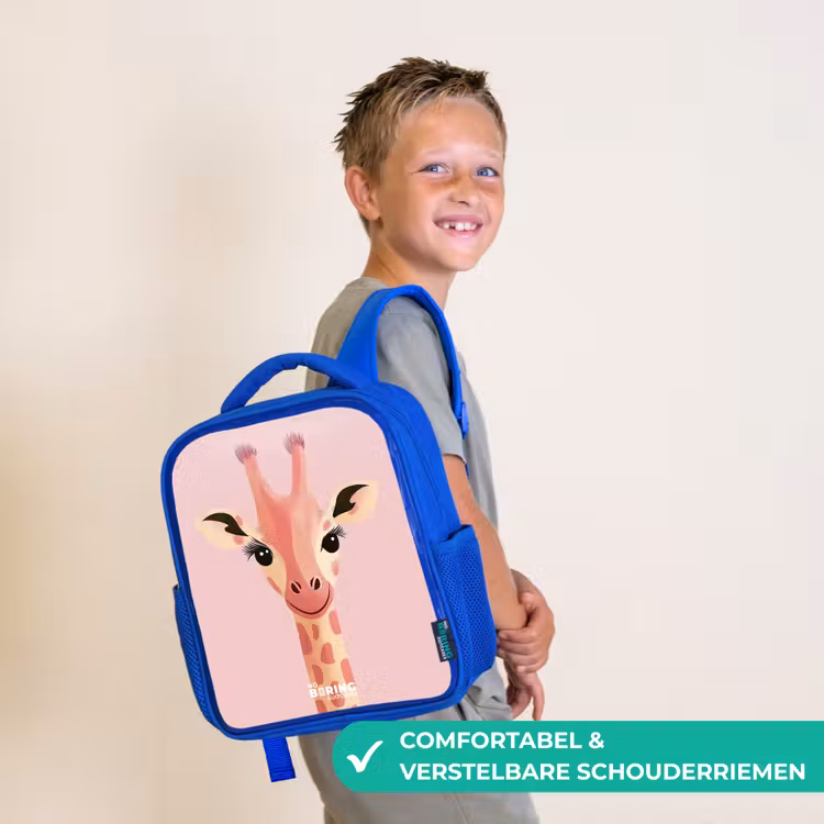 Giraffe - Wimpers - Minimalistisch - Roze Kinderrugzak - Blauw middel -sfeer3_NL