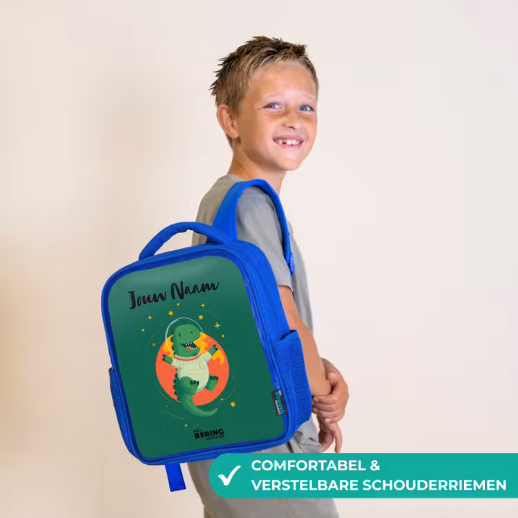 Dino - Planeet - Sterren - Groen Kinderrugzak - Blauw middel -sfeer3_NL