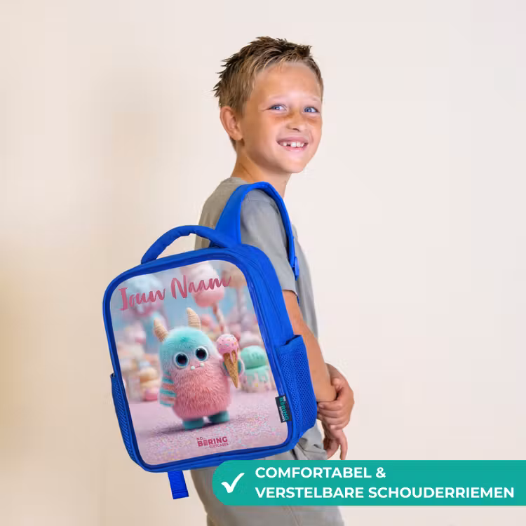 Zoet Monstersnoep Avontuur Kinderrugzak - Blauw middel -sfeer3_NL