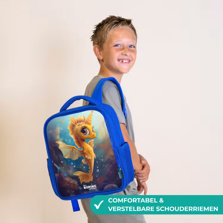 Oranje zeepaardje in het water Kinderrugzak - Blauw middel -sfeer3_NL