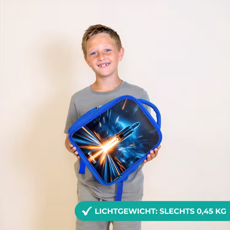 Ruimteraket stijgt op in nachtelijk lichtspektakel Kinderrugzak - Blauw middel -sfeer1_NL