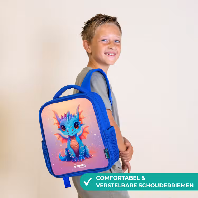 Schattige baby draak Kinderrugzak - Blauw middel -sfeer3_NL