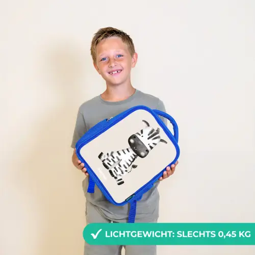 Zebra portrettekening met beige achtergrond Kinderrugzak - Blauw middel -sfeer1_NL