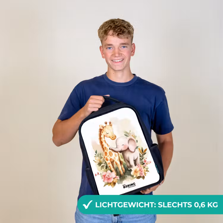 Giraffe en olifant tussen bloemen op witte achtergrond Rugzak - Zwart middel -sfeer7_NL