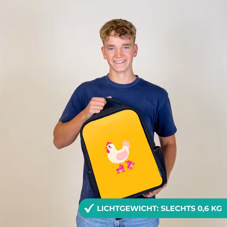 Kip - Rolschaatsen - Geel Rugzak - Zwart middel -sfeer7_NL